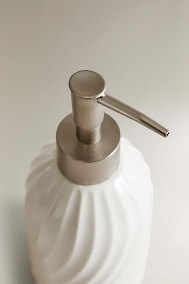 CERAMIC SOAP DISPENSER WITH RAISED DESIGN - White by Zara - Image 2