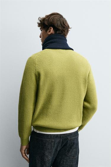 PULL STRUCTURÉ CANNELÉ - Vert clair de Zara - Image 2