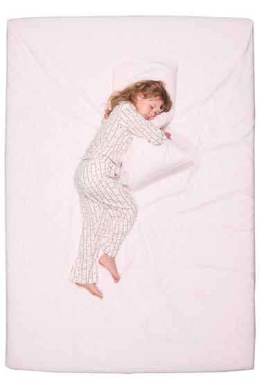 Zara 6-14 YEARS/ CHERRY AND FLOWER PRINT SHIRT AND PANTS PAJAMAS - Ecru