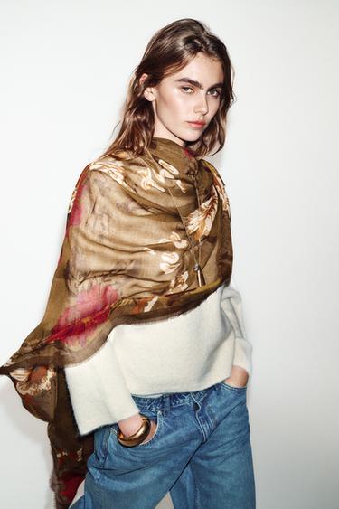 PAÑUELO ESTAMPADO FLORAL - Khaki de Zara