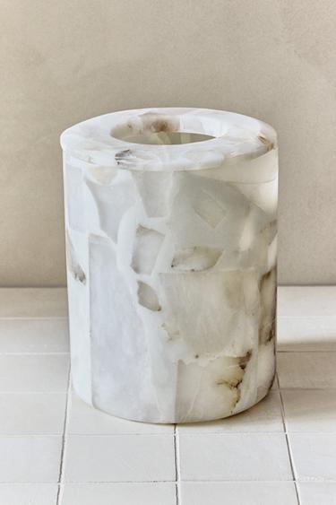 PAPELERA BAÑO ALABASTRO RESINA - Beige claro de Zara