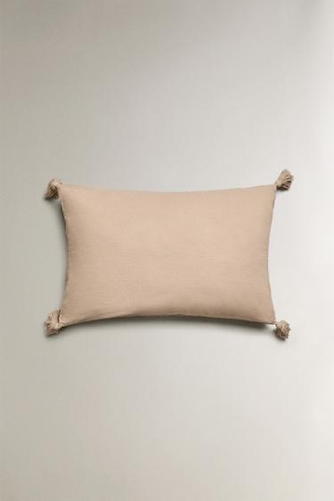 TUFTING CUSHION COVER - Red by Zara - Image 2