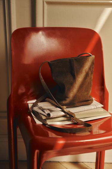 حقيبة SHOPPER جلدية - بني الخاص بـ Zara