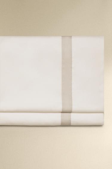 DRAP DE DESSUS SATIN AVEC FRISES (300 FILS) - Gris clair de Zara - Image 0