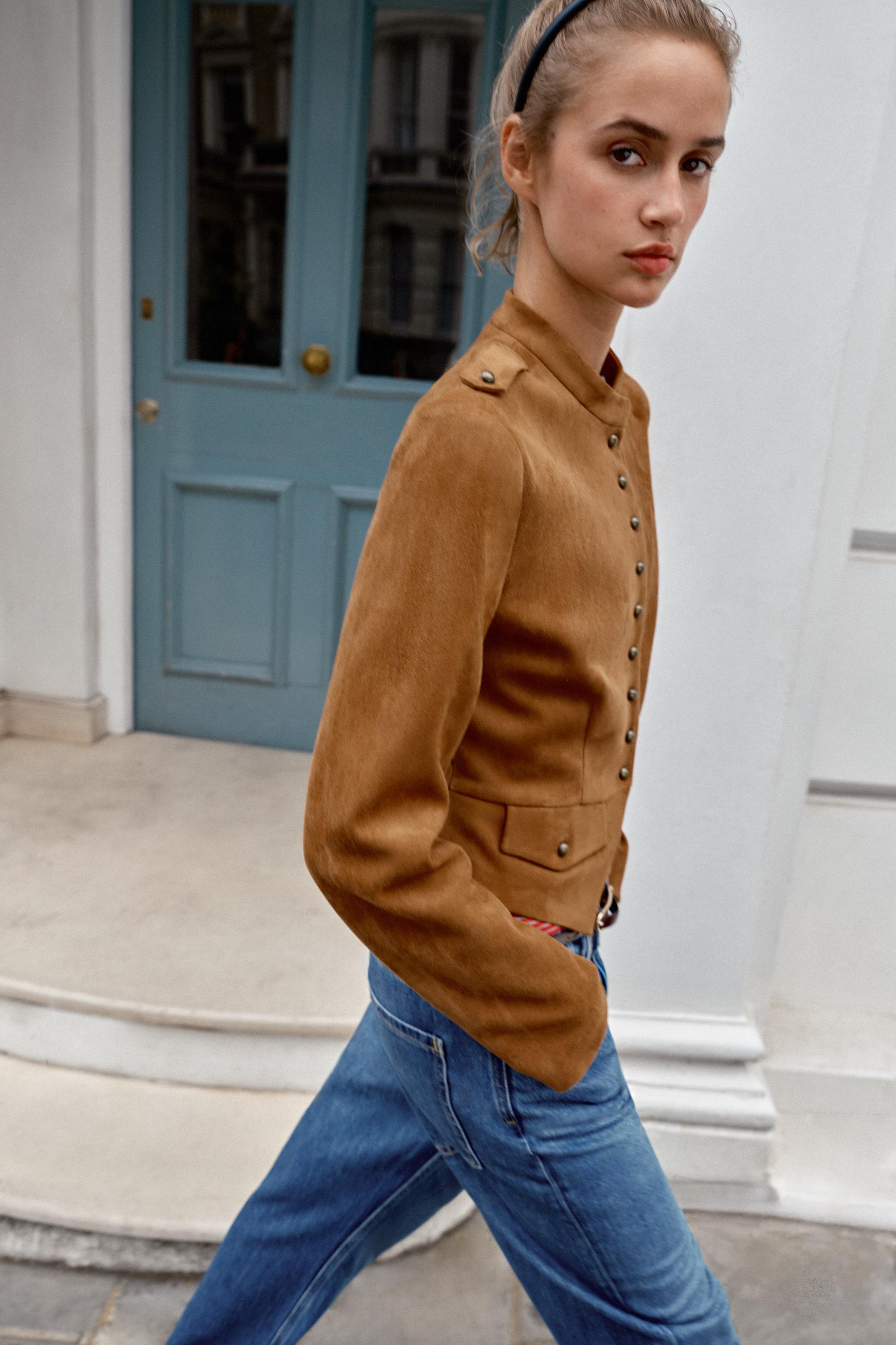 BLOUSON COURT À BOUTONS