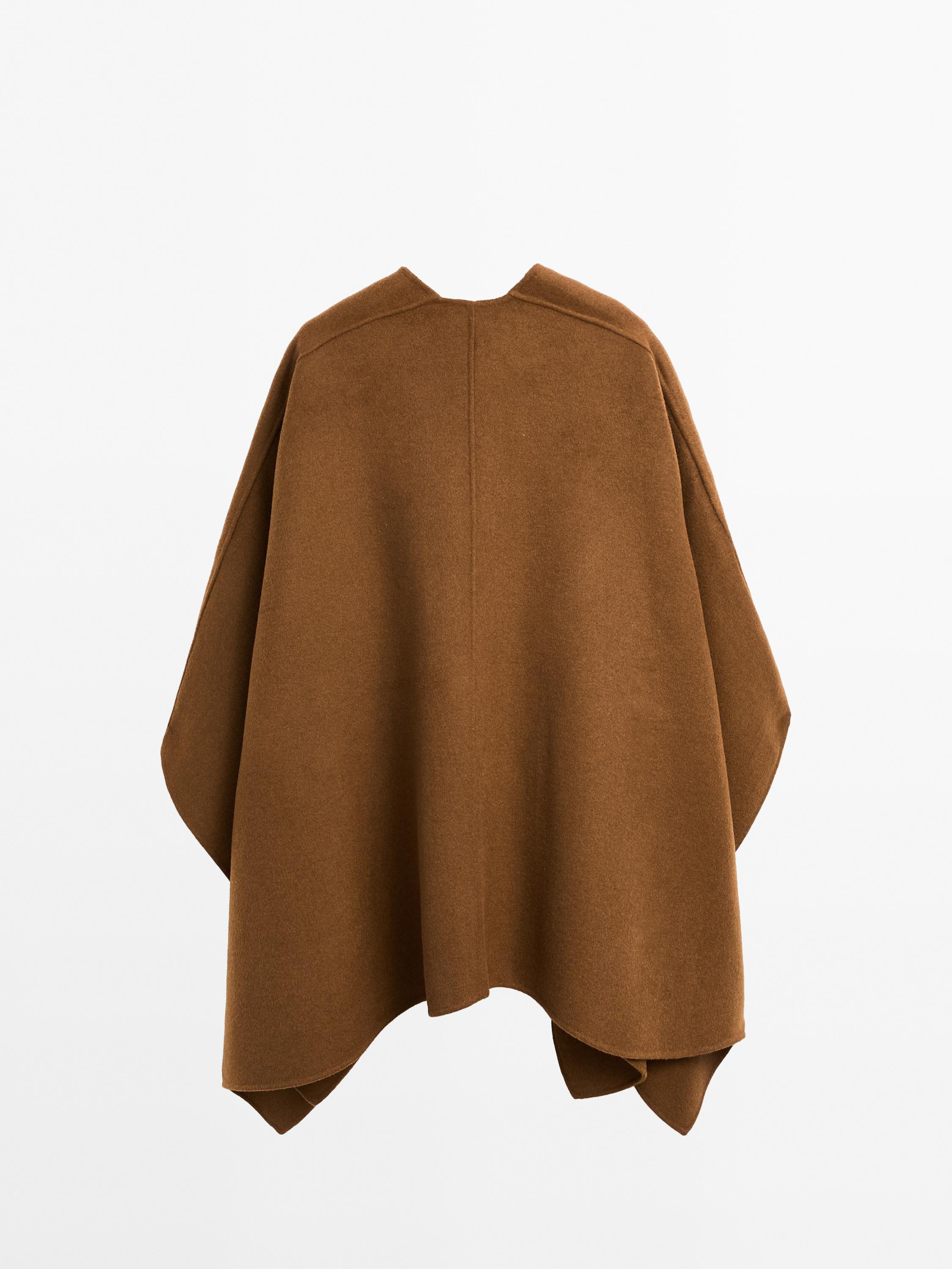 Cape en drap de laine mélangée