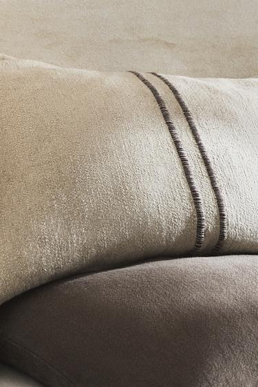 CUSHION COVER WITH LINES - Light beige by Zara - Image 5