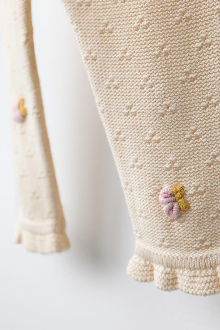 Pantalones de punto abierto con bolitas 4