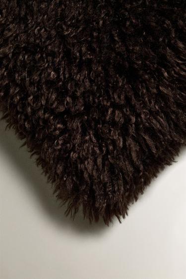 HOUSSE DE COUSSIN FOURRURE ONDULÉE - Marron de Zara - Image 3
