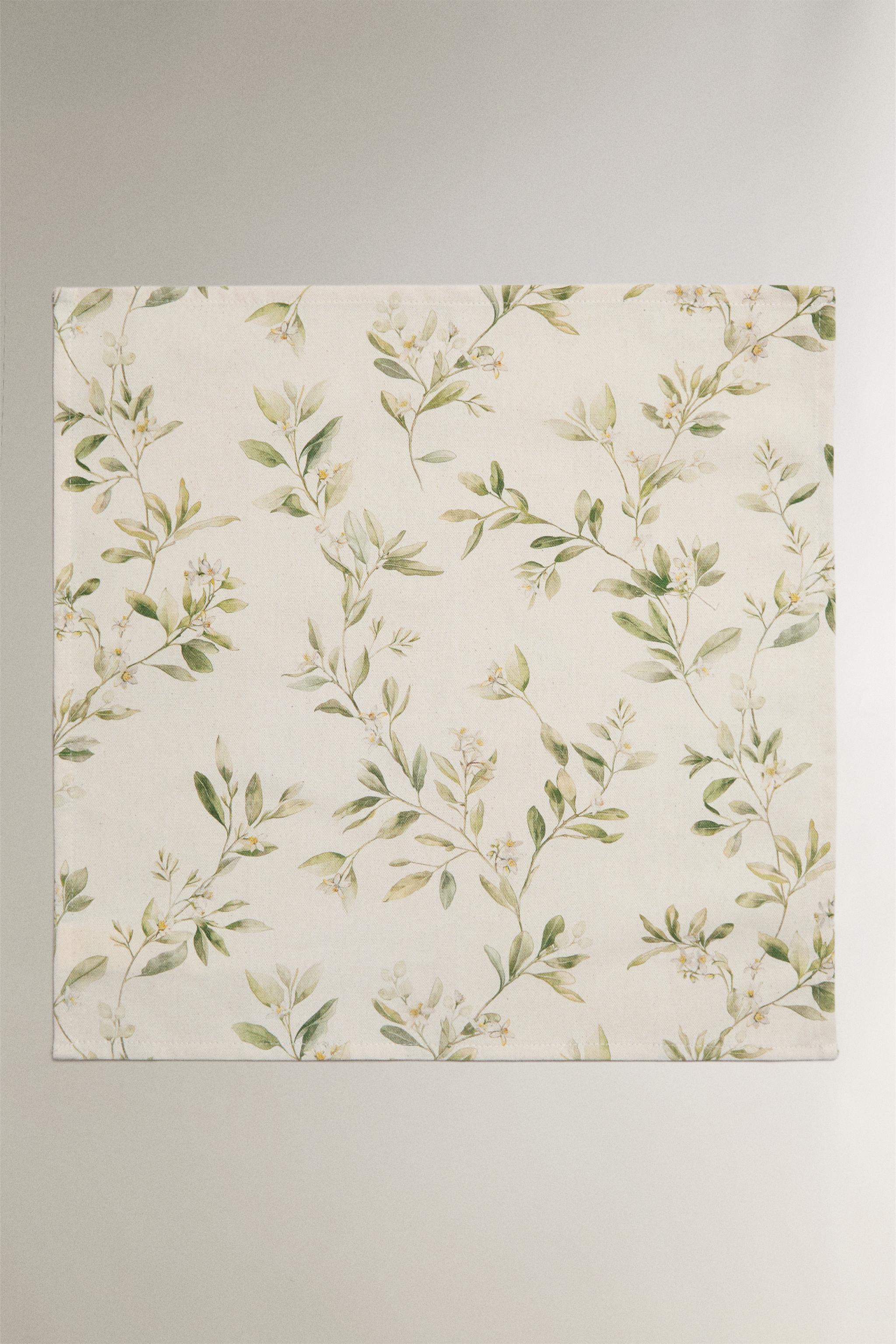 BRANCH AND FLORAL PRINT NAPKINS (PACK OF 2) — Greens