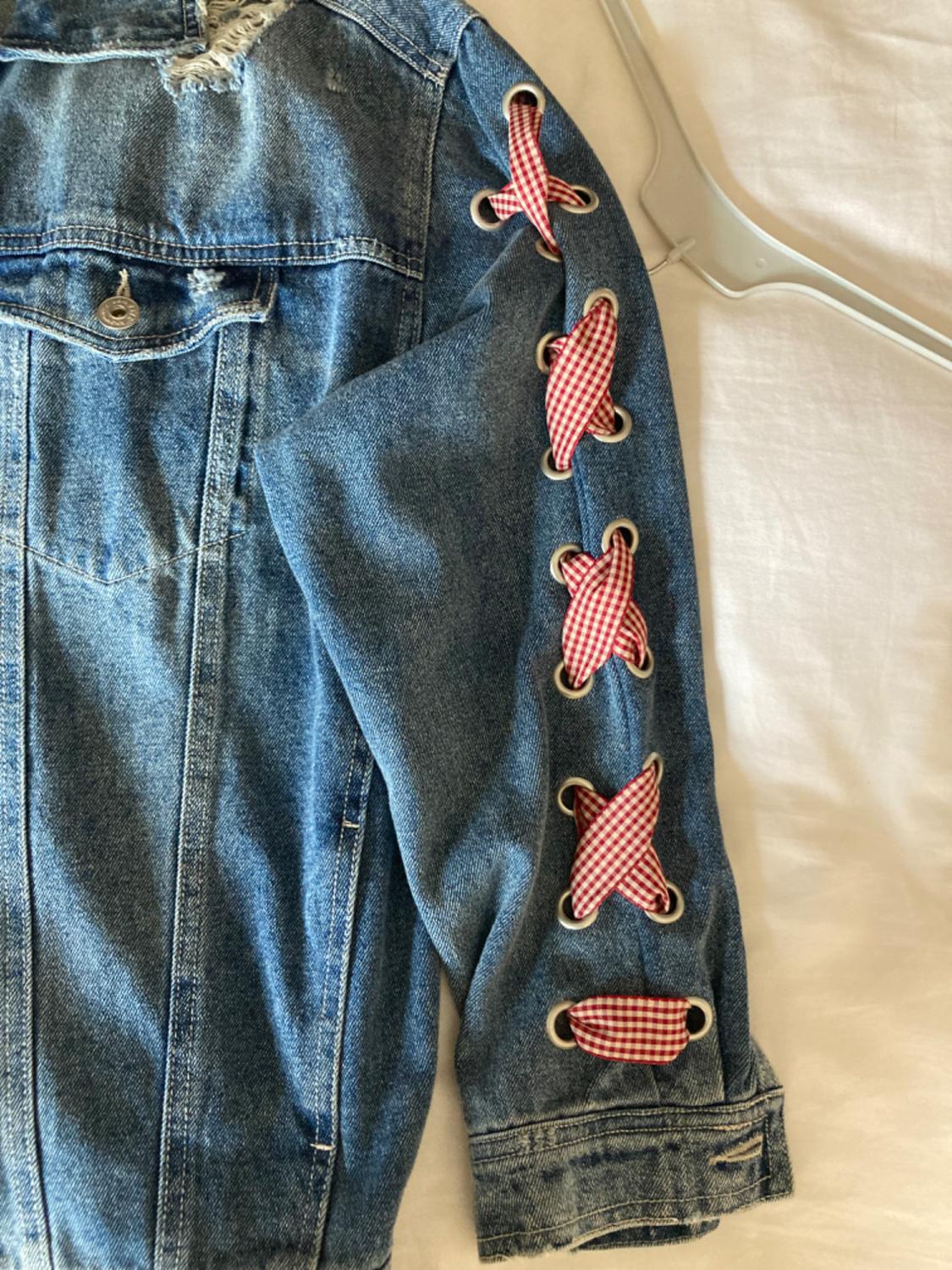 DENIM JACKET WITH BOWS - Image 4