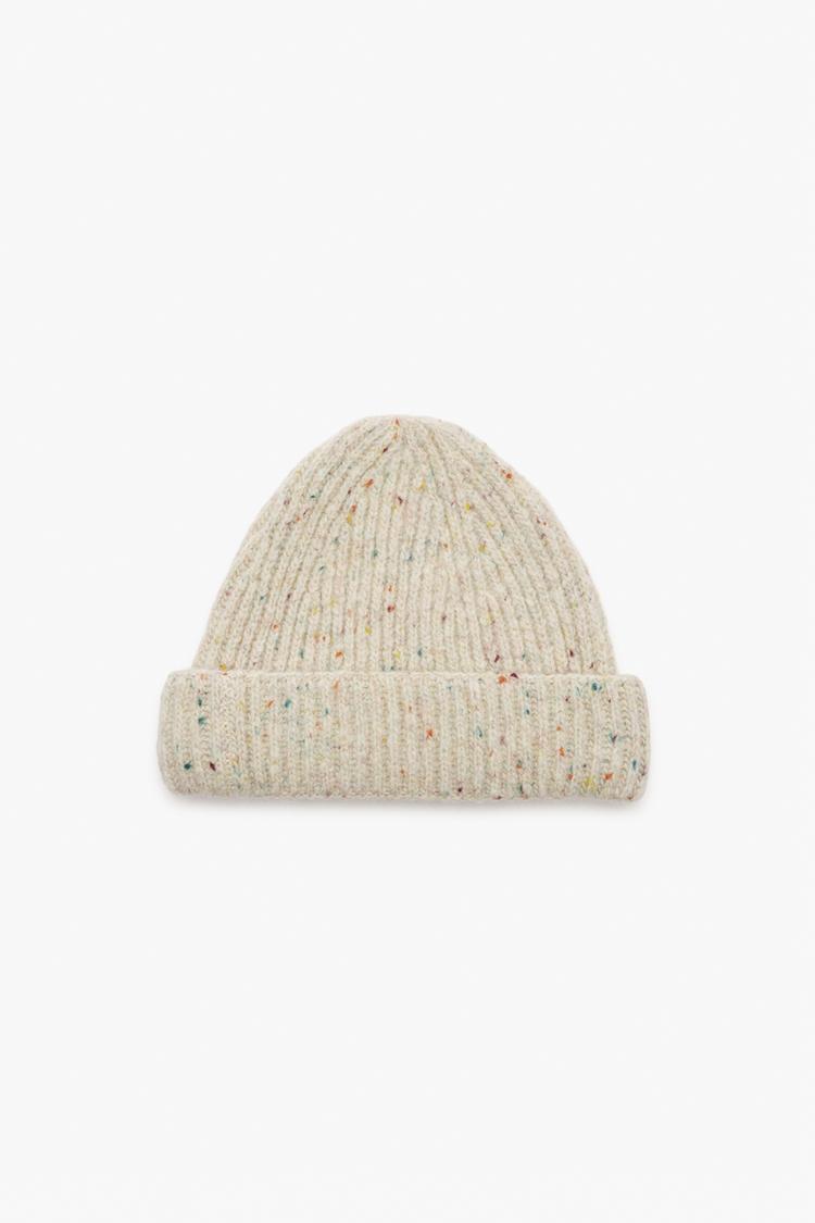 Gorro punto 100 lana botonato