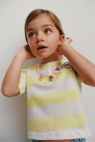 CAMISETA RAYAS PARCHES - Amarillo claro de Zara