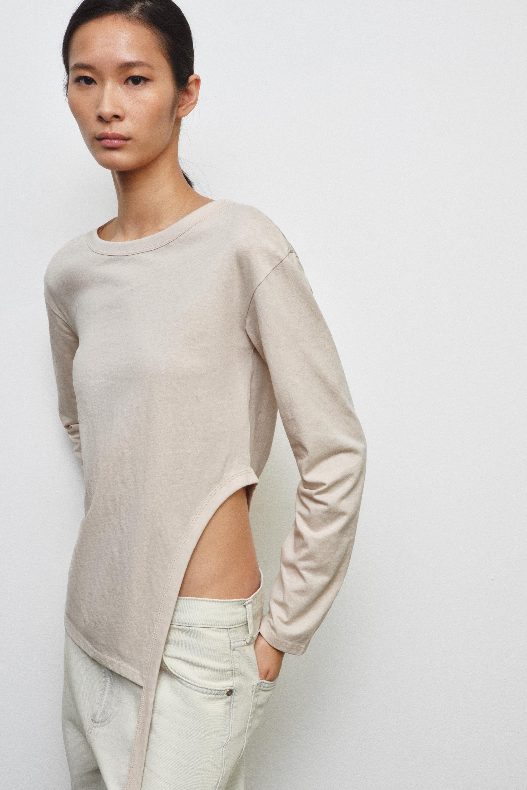 T-SHIRT ASYMÉTRIQUE RUSTIQUE