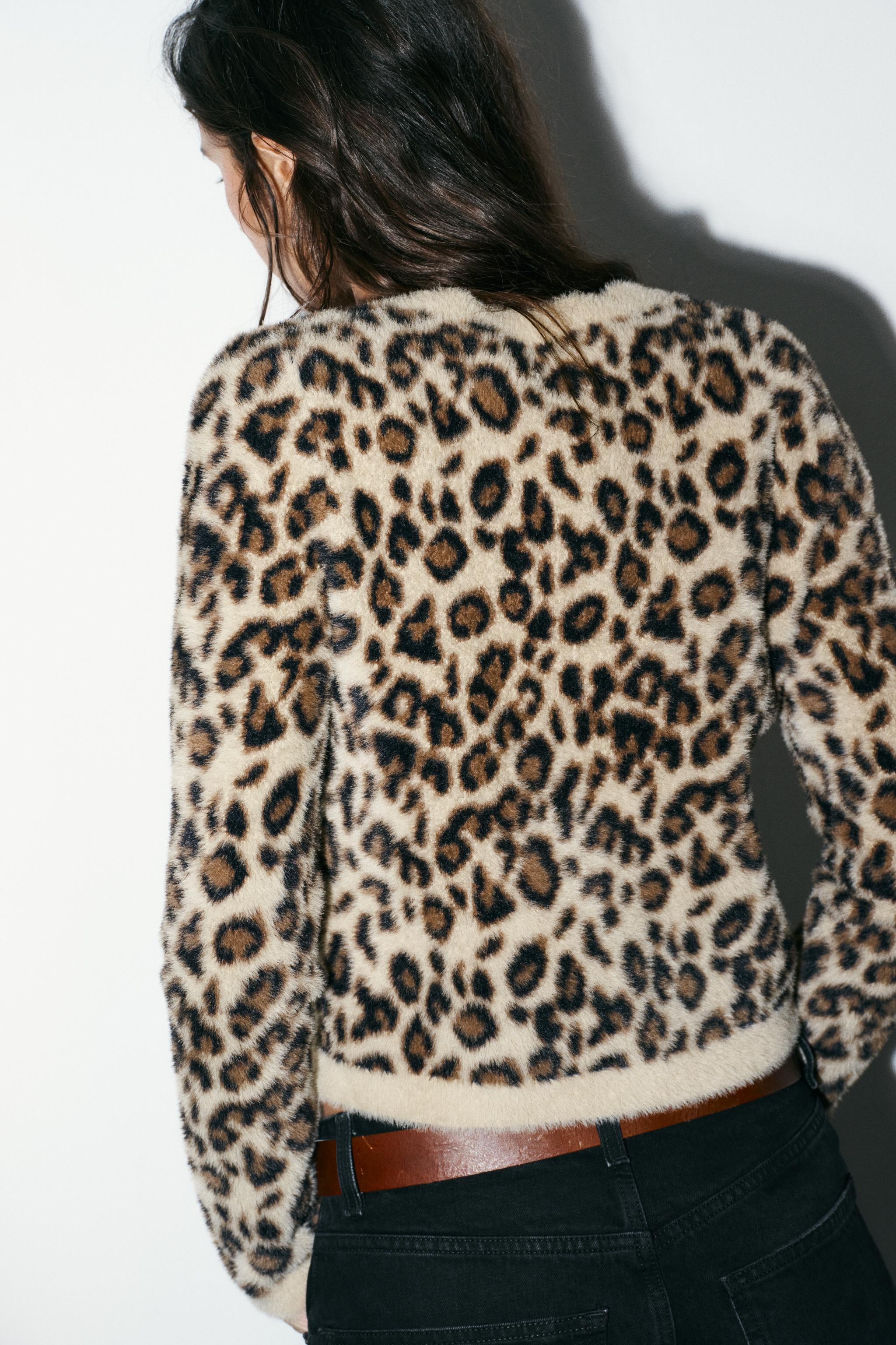 FAUX FUR ANIMAL PRINT KNIT JUMPER