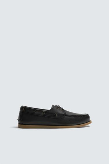 CHAUSSURES BATEAU EN CUIR - Noir de Zara