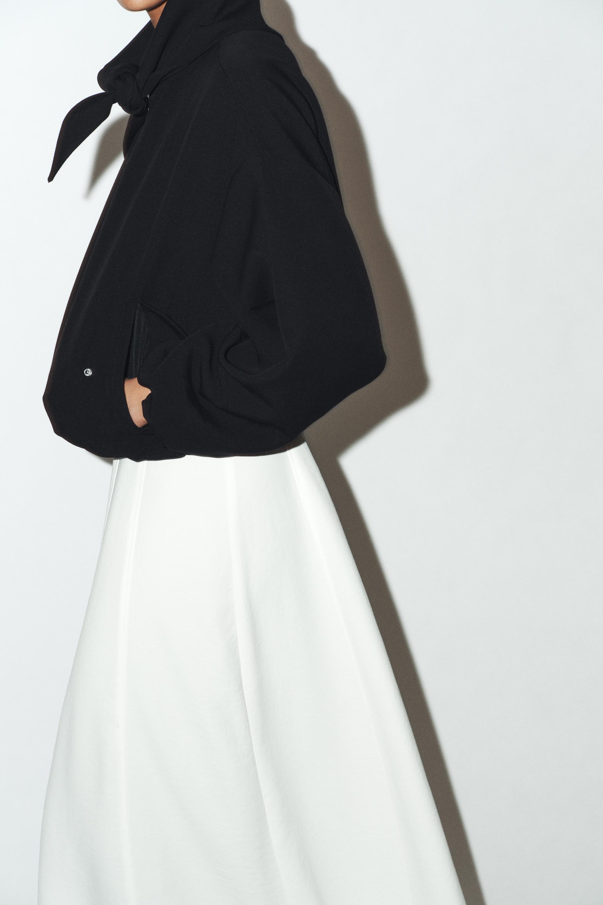 BOMBER JACKET WITH REMOVABLE SCARF