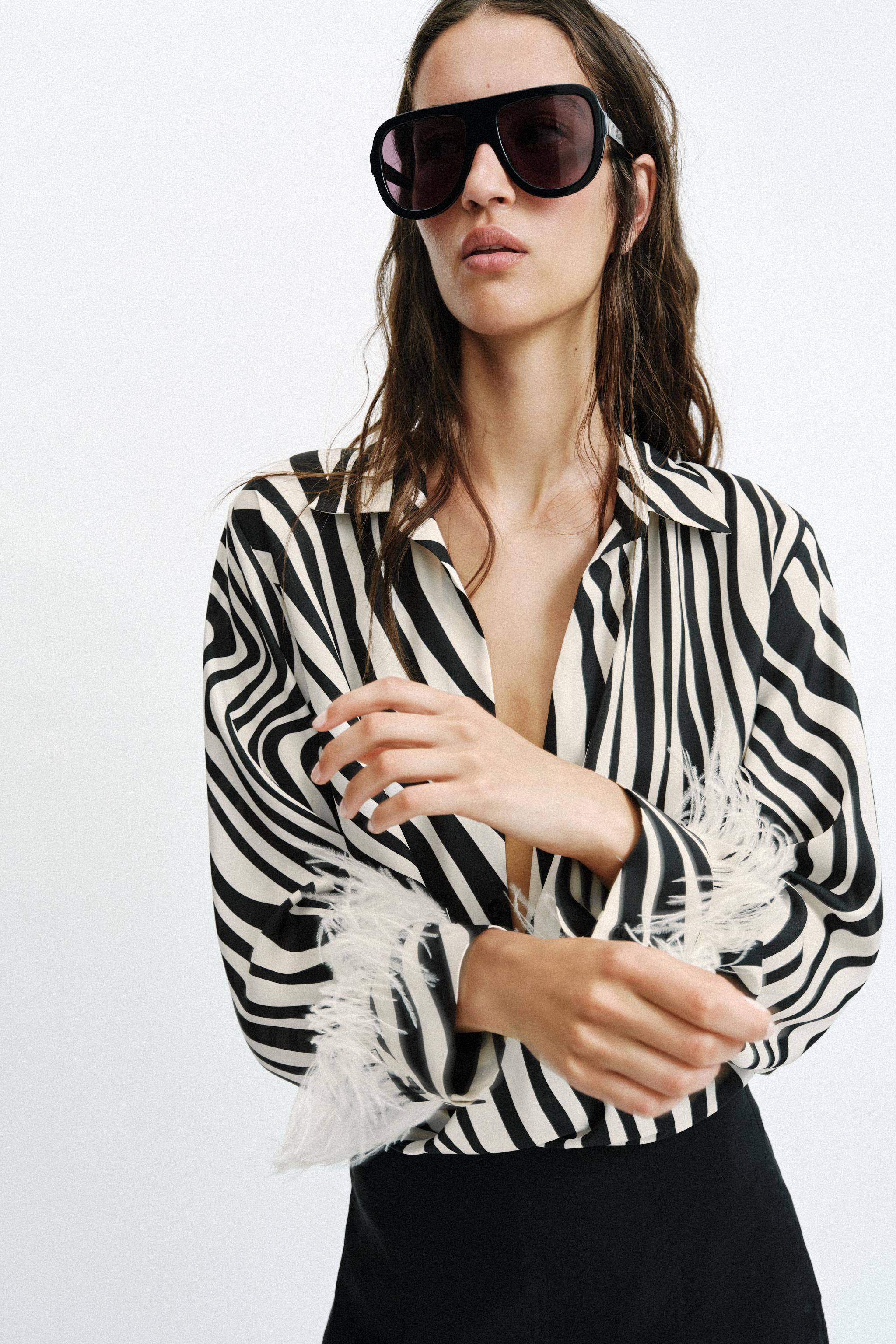 FEATHER ANIMAL PRINT SHIRT