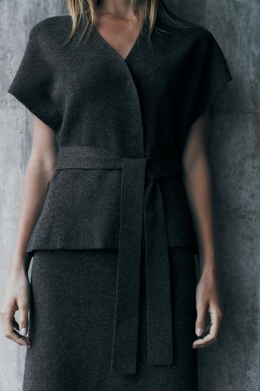 GILET EN MAILLE AVEC CEINTURE - Gris de Zara - Image 4