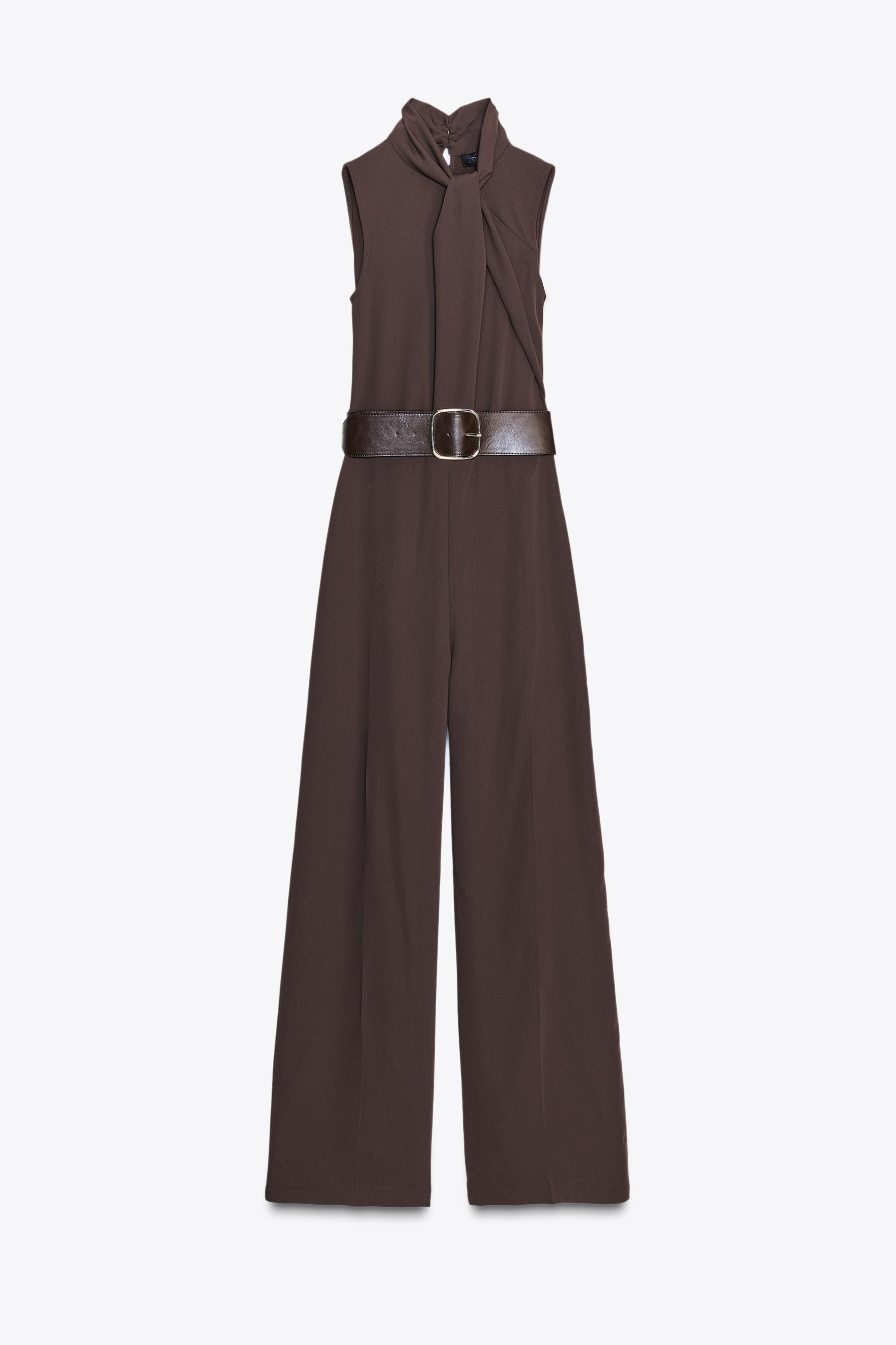 SLEEVELESS BELTED JUMPSUIT