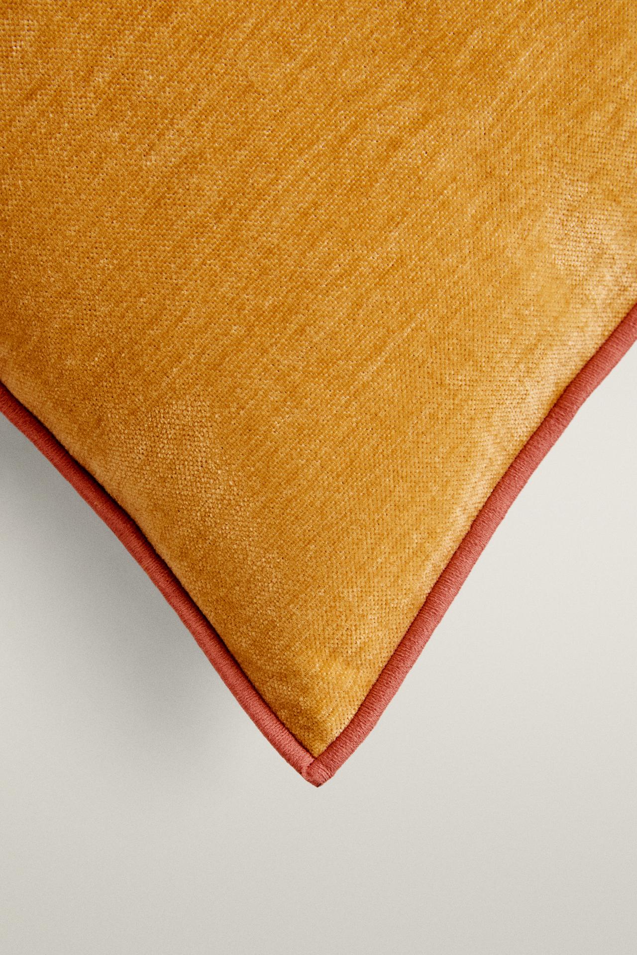 CHENILLE THROW PILLOW COVER — Mustard