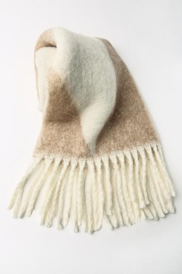 BUFANDA JACQUARD - Crudo de Zara