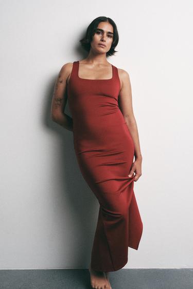VESTIDO LARGO POLIAMIDA - Burgundy de Zara