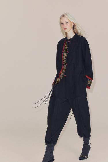 CAMISA LARGA COMBINADA CON BORDADOS Y ABALORIOS ZW COLLECTION - Negro de Zara
