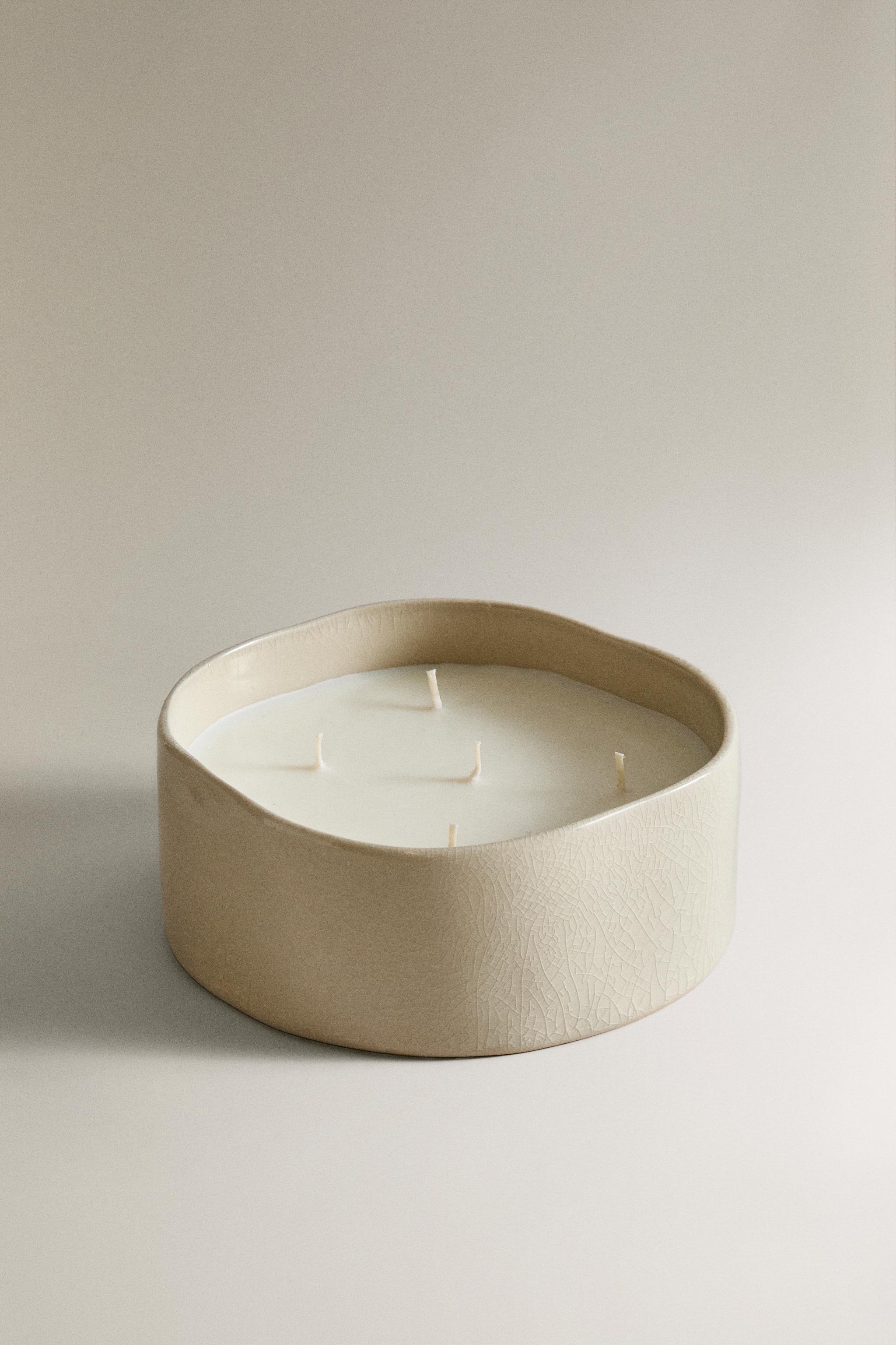 (540 G) LUMINOUS CAMELLIA SCENTED CANDLE — Light pink
