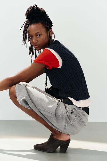 MULES À TALONS EN CUIR AVEC EFFET FOURRURE - Marron de Zara - Image 2