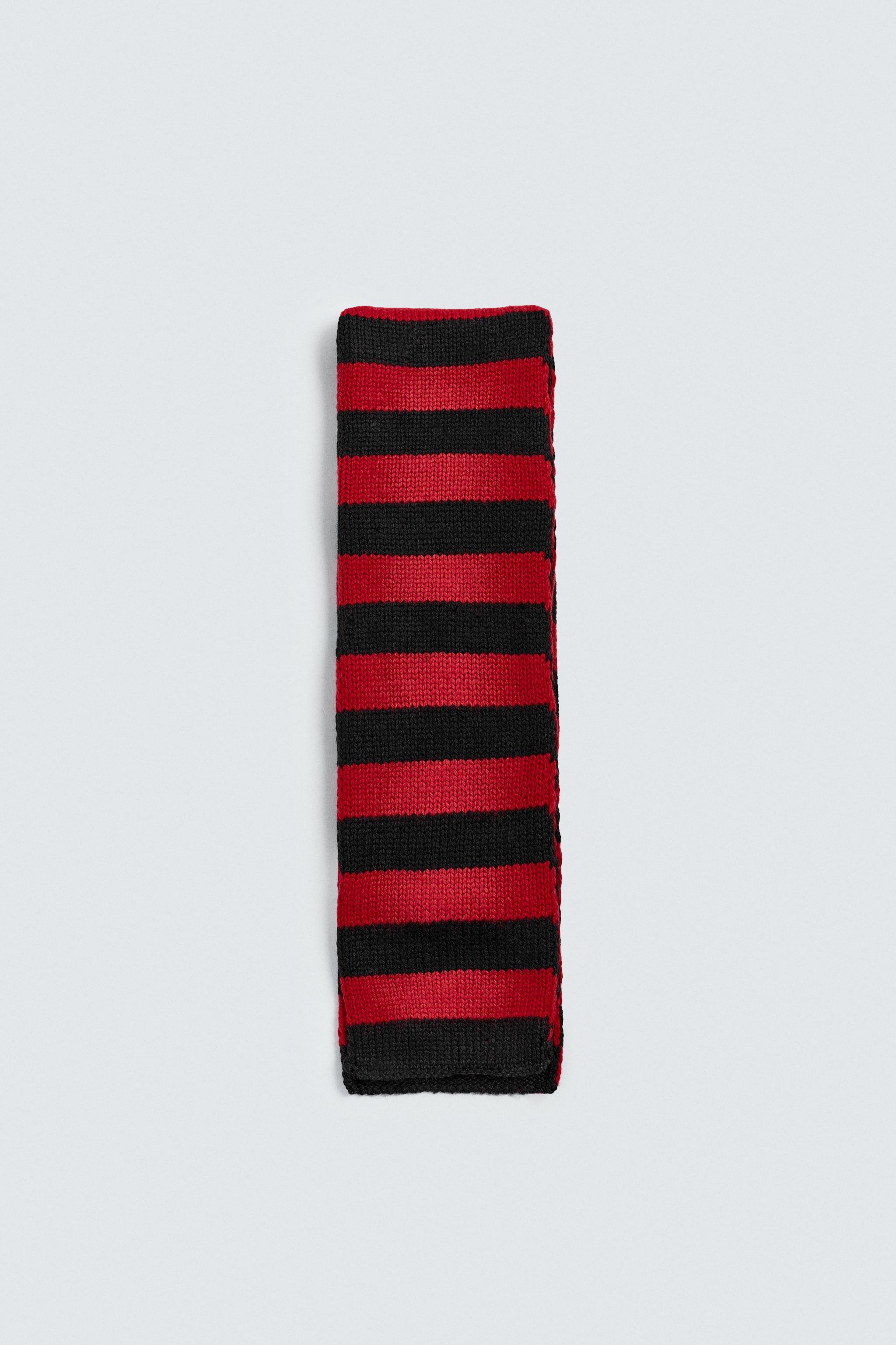 STRIPED KNIT SCARF