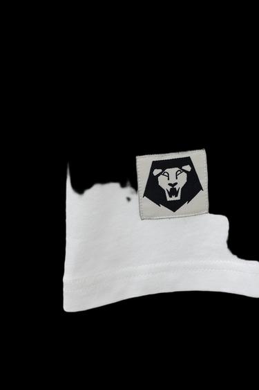 KPOP DEMON HUNTERS™ NETFLIX © PRINT T-SHIRT - White by Zara