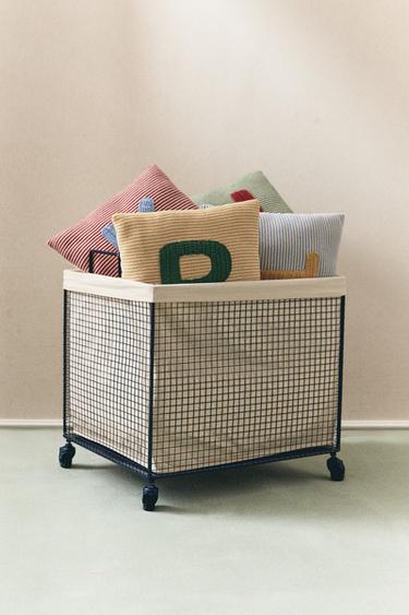 Zara KIDS’ METAL BASKET WITH WHEELS - Navy blue