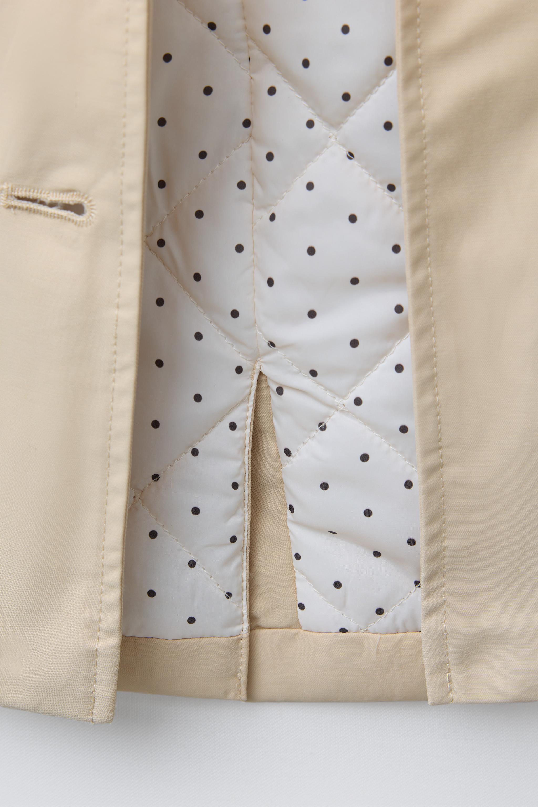 TRENCH MATELASSÉ À CEINTURE