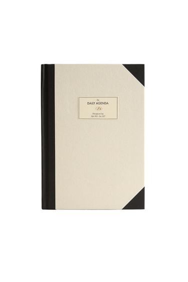 DAGAGENDA - Ecru van Zara