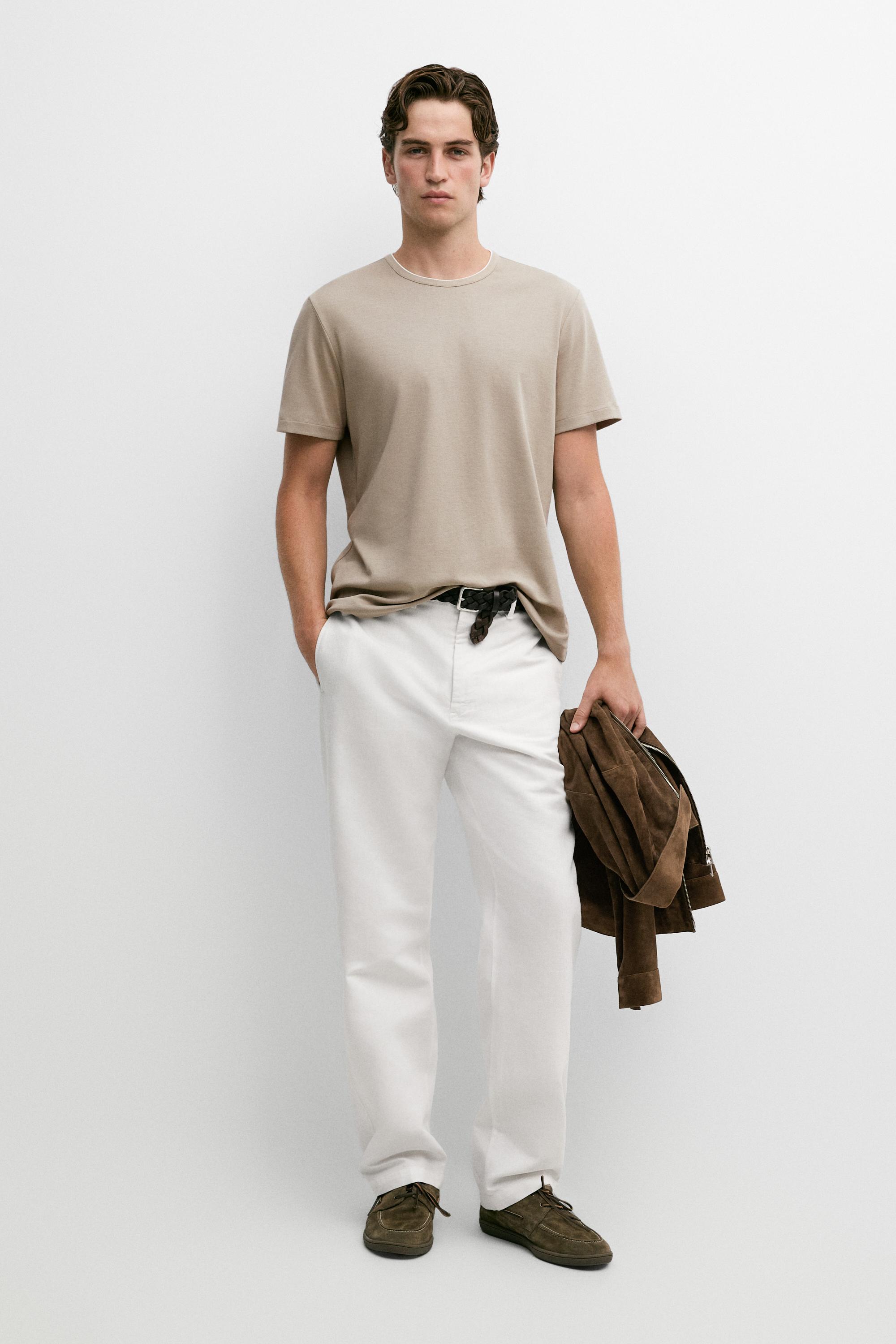 Contrast neck detail T-shirt — 211