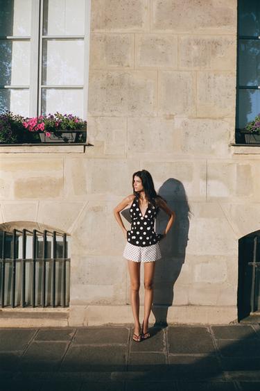 Zaras SHORTS MED MINI-PRICKAR - Vit/svart