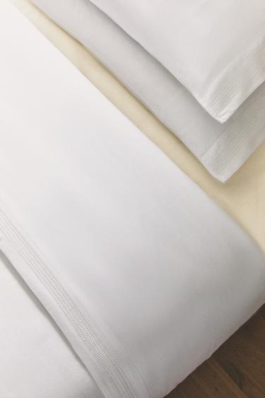 SATEEN FLAT SHEET WITH HEMSTITCHING - White by Zara - Image 5