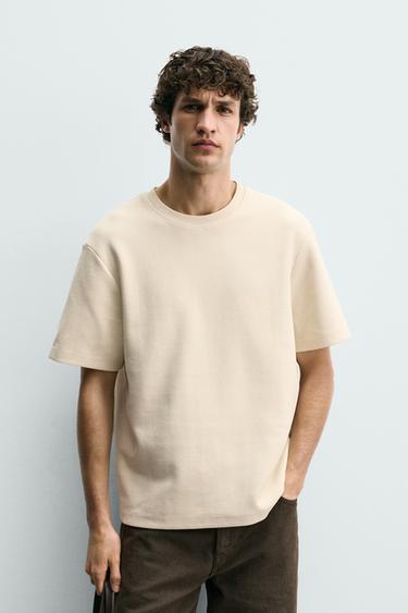 CAMISETA RELAXED FIT ESTRUCTURA - Beige de Zara
