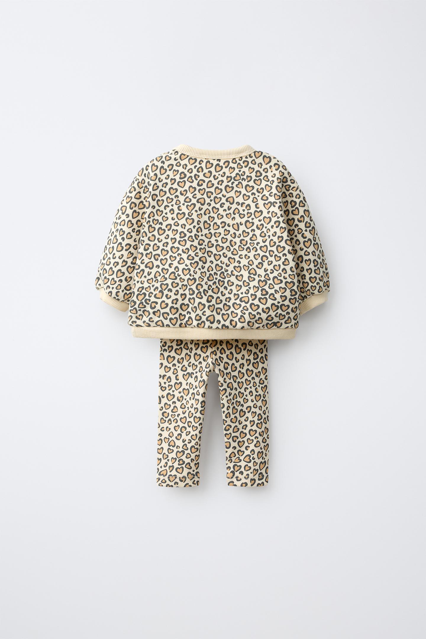 Детский комплект Zara Animal Print Sweatshirt and Legging Set, цвет: Светлый верблюжий — фото 2