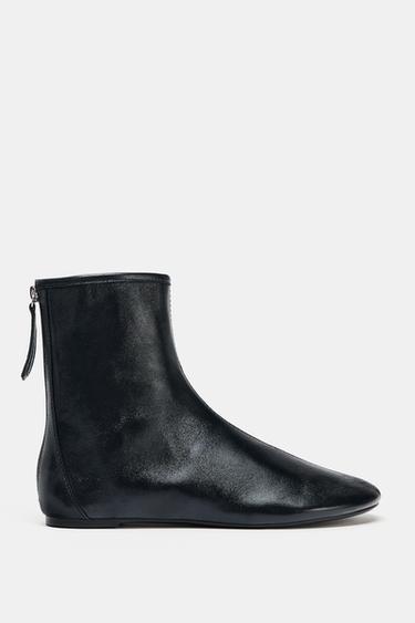 FLAT LEATHER ANKLE BOOTS - Black by Zara