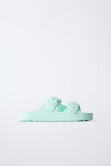BUCKLED RUBBERISED SANDALS - Turquoise blue by Zara