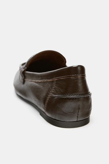 MOCASSINS EN CUIR SOFT - Marron chocolat de Zara - Image 6