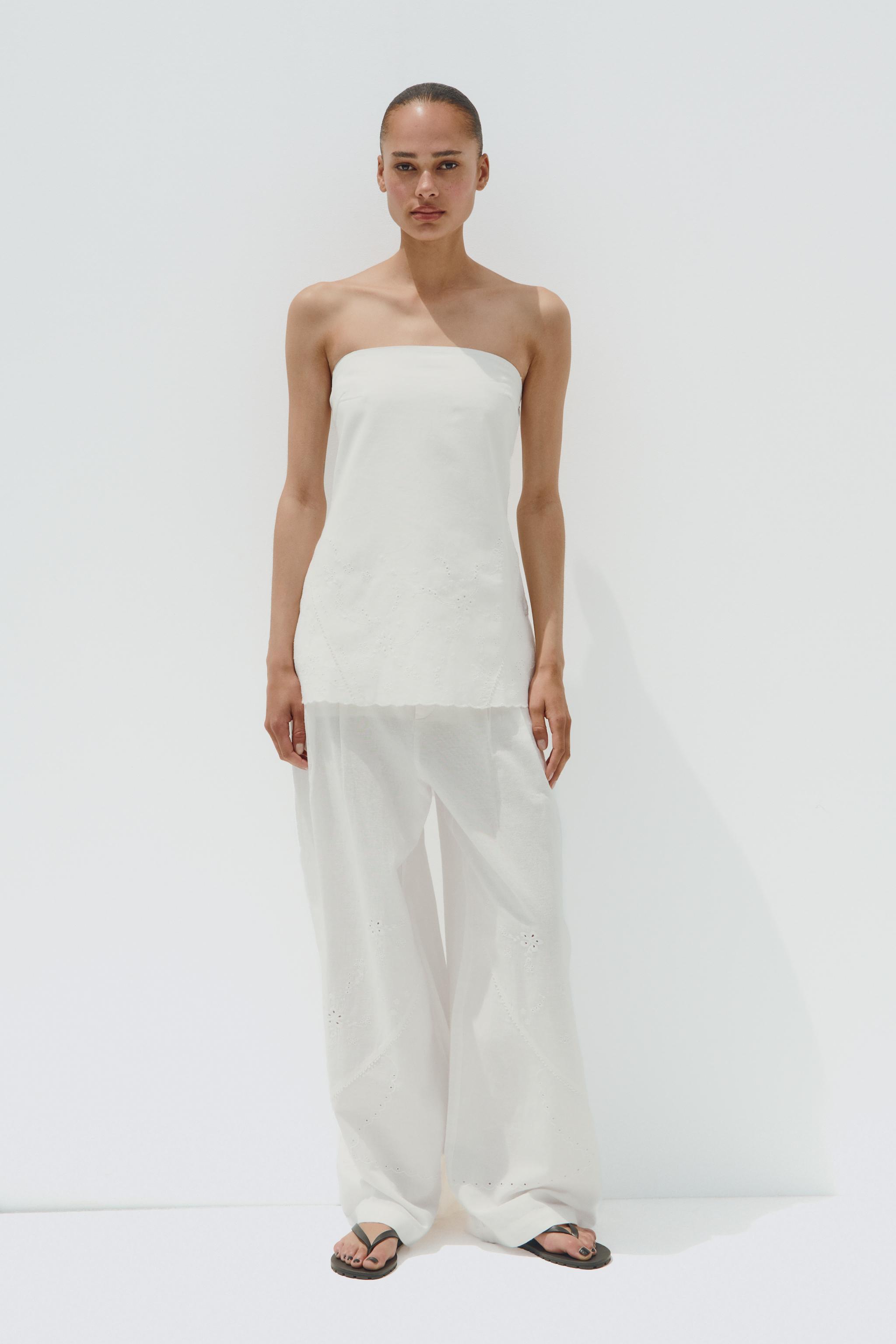 Embroidered strapless top