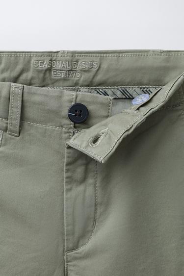SHORT CHINO SLIM BASIQUE - Kaki de Zara - Image 2