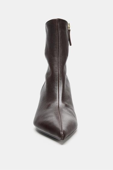 BOTTINES EN CUIR À TALONS COMPENSÉS - Marron chocolat de Zara - Image 3