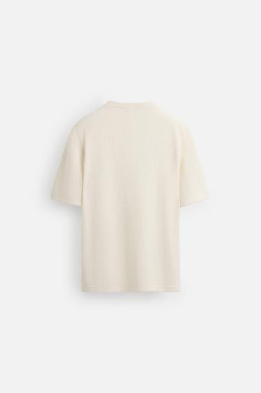 T-SHIRT STRUCTURÉ TEXTURÉ - Écru de Zara - Image 7