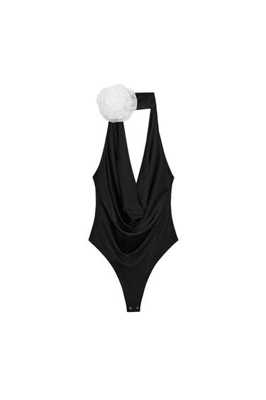 HALTER BODYSUIT WITH FLORAL APPLIQUÉ