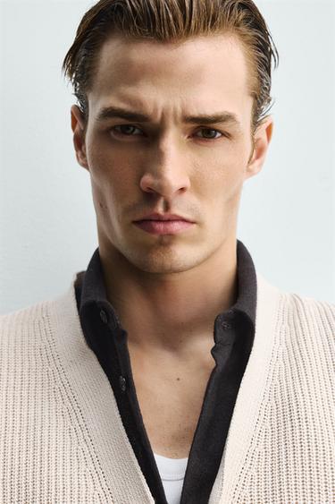 KARDIGAN RELAXED FIT SE STRUKTUROU - Přírodní od Zara