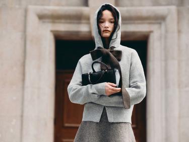 TEXTURED MINI HANDBAG - Black by Zara